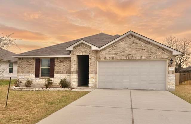 AVAILABLE NOW! - 5202 Karen green drive, Killeen, TX 76549