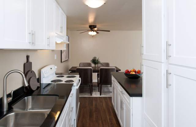 Montoya Garden Apartments Gallery 4