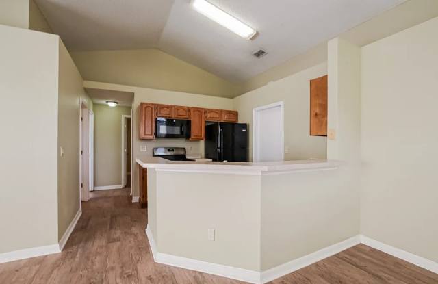 7641 Pine Nest Ct Gallery 1