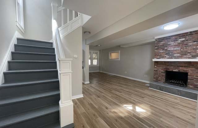144 Ruth St Gallery 3