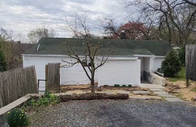 2665 Halfway Rd - 2665 Halfway Road, Fauquier County, VA 20198 2665 Halfway Rd - 2665 Halfway Road, Fauquier County, VA 20198