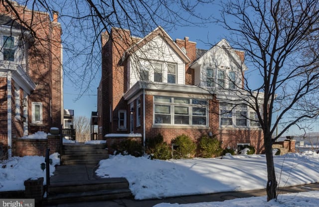 203 N PENN STREET - 203 North Penn Street, West Chester, PA 19380