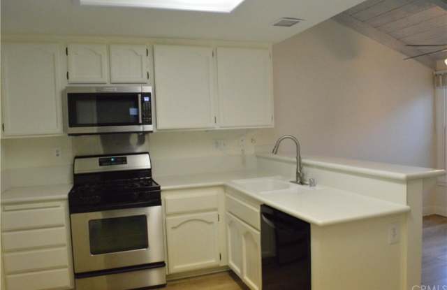 21130 Trailside Drive Gallery 2