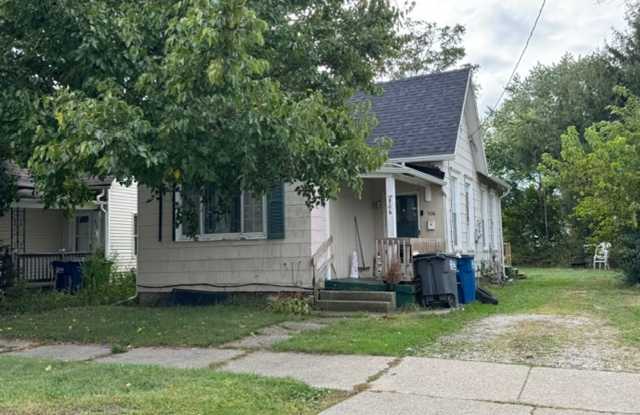 Now Leasing! Close to Downtown photos photos