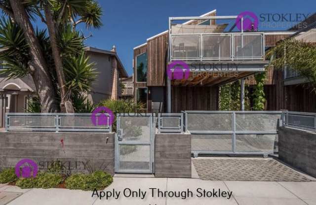 106 Surfside Avenue Gallery 1