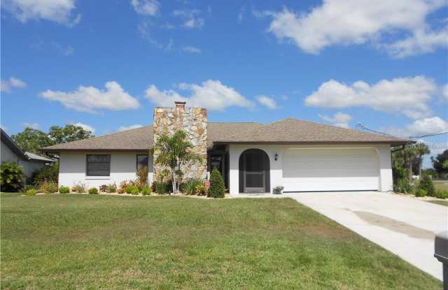 3733 PEACE RIVER DRIVE - 3733 Peace River Drive, Charlotte County, FL 33983