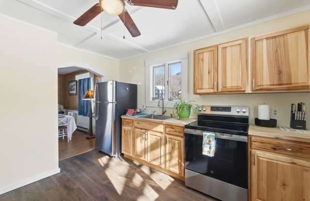 51 Pollard Road photos photos