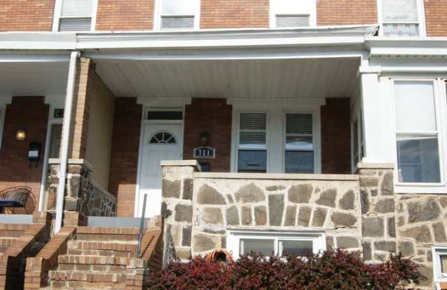711 Oldham Street Gallery 2