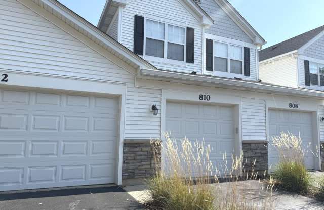 810 Woodewind Drive unit: 810 photos photos