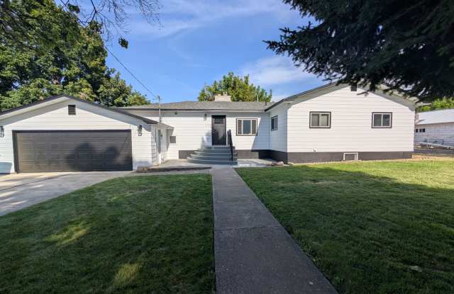 Huge Orchards House - Beautiful Updates photos photos