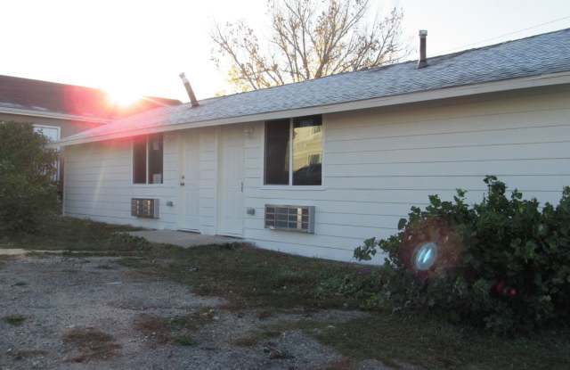 Centrally Located One Bedroom Duplex photos photos