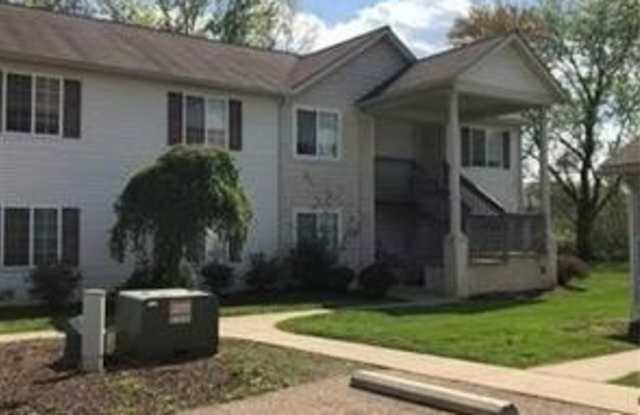 1894 Springfield Lake Boulevard unit: 102 photos photos