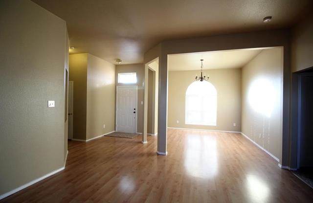 9328 Sycamore Gallery 4