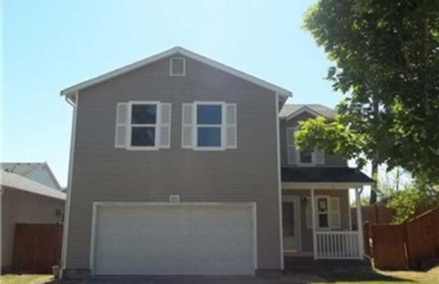 Large Puyallup rental 4 bedroom photos photos