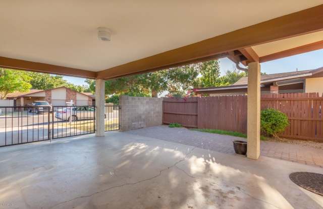 1840 E INVERNESS Avenue Gallery 4