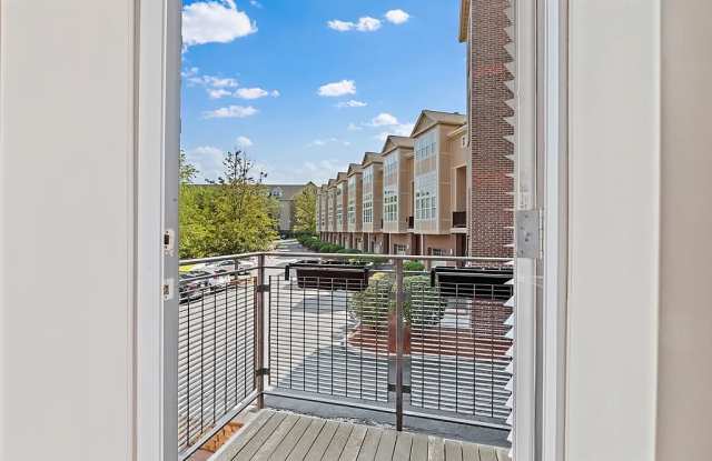 4 Powder Mill Sq # 107 Gallery 3