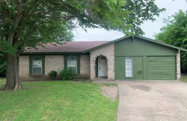329 Springwillow - 329 Springwillow Road, Burleson, TX 76028