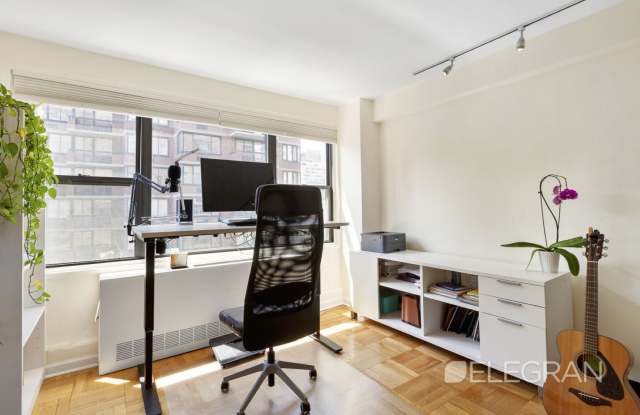 301 East 62nd Street Gallery 2