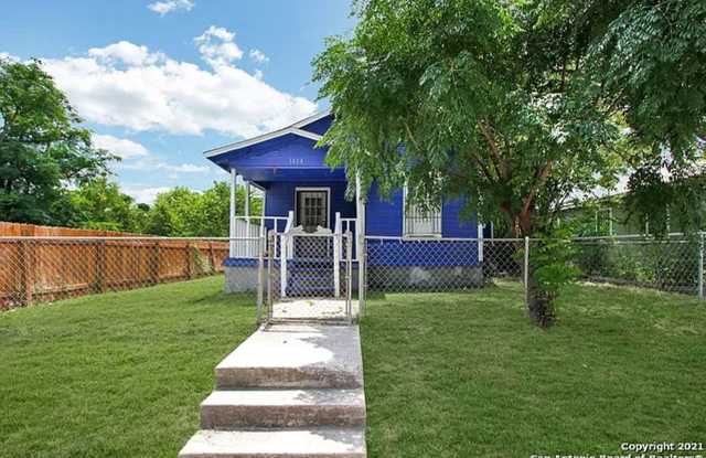 Lovely 3-Bedroom Home Near Downtown photos photos