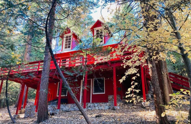 672 Dogwood Canyon Road - 672 Dogwood Canyon Road, Lake Arrowhead, CA 92317