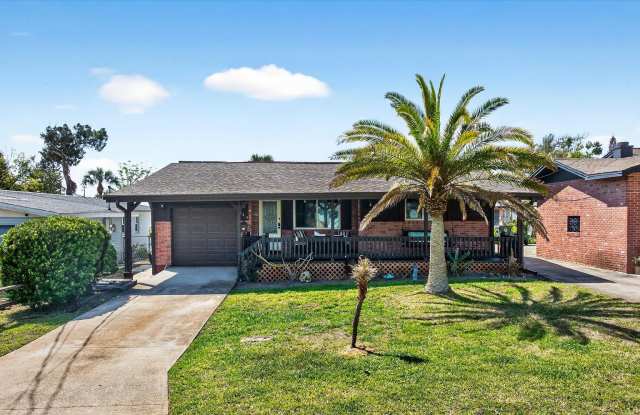 Beachside Pool Home Just Minutes from the Ocean! photos photos