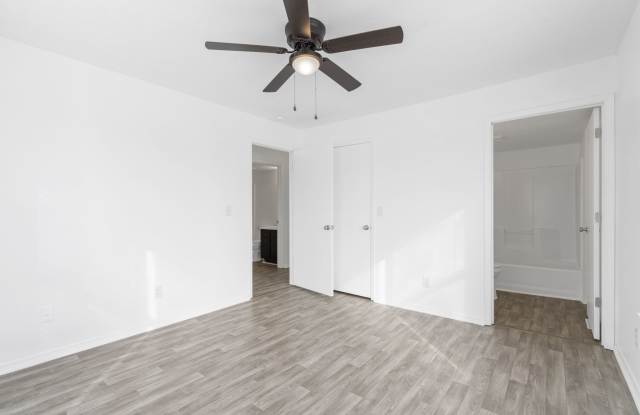 731 Brett Circle Gallery 2