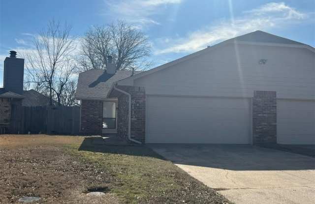 8112 NW 120th Street - 8112 Northwest 120th Street, Oklahoma City, OK 73162
