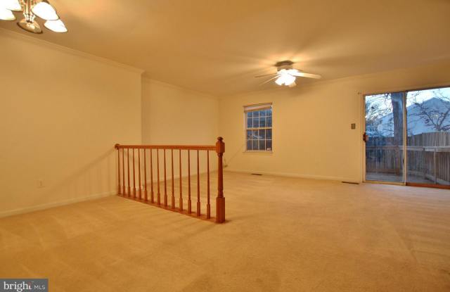 17884 LOUNSBERY DR Gallery 3