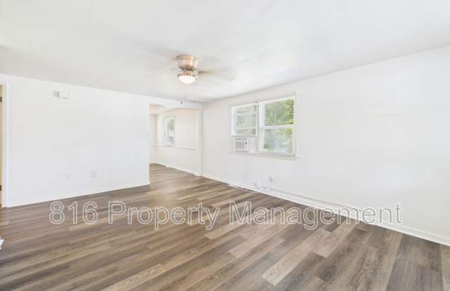 639 S Crysler Ave photos photos