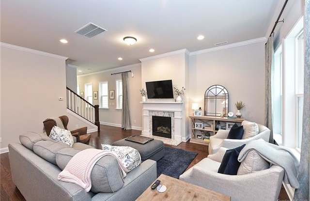 10735 Endhaven Village Drive Gallery 4