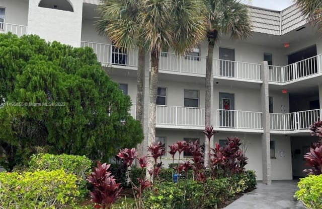 8595 Sunrise Lakes Blvd - 8595 Sunrise Lakes Boulevard, Sunrise, FL 33322