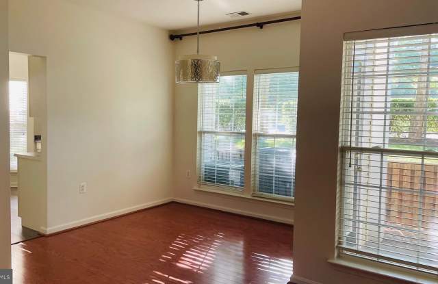 4132 FOUNTAINSIDE LANE Gallery 4