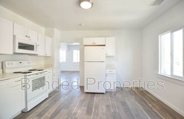 627 23rd Street - 3 photos photos