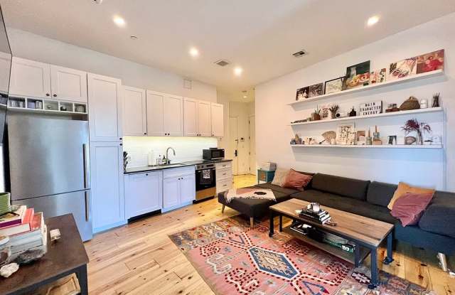 212 N 4th St - 212 North 4th Street, Brooklyn, NY 11211