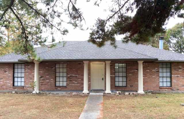 SPACIOUS NEWLY RENOVATED HOUSE photos photos