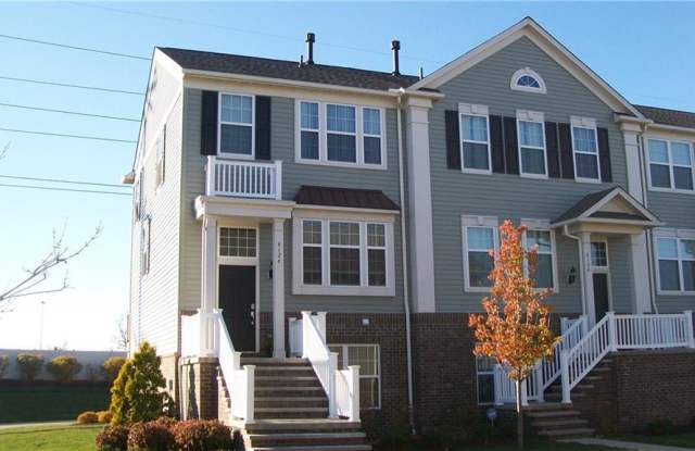 6126 N Pointe photos photos