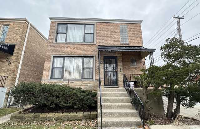 2745 W Berwyn Avenue unit: 1 photos photos