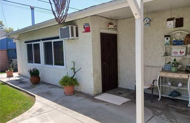 10302 Mattock photos photos