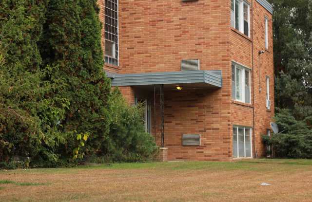 1286 Magnolia Ave E #103 - 1286 Magnolia Avenue East, St. Paul, MN 55106