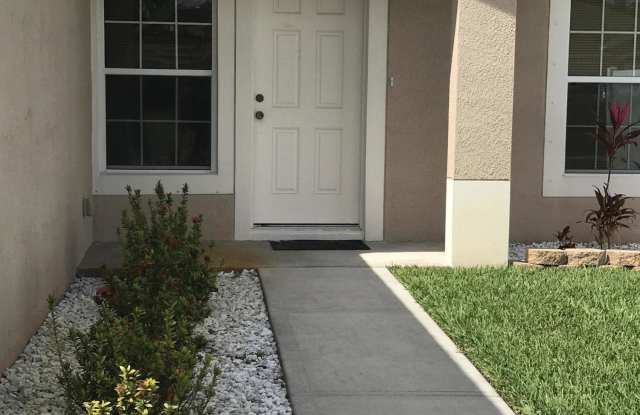 5512 Talbot Boulevard Gallery 2
