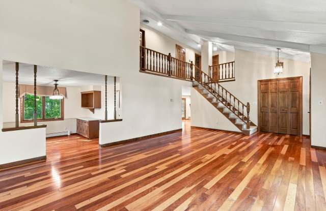 3 Bedroom House in Appleton Gallery 1