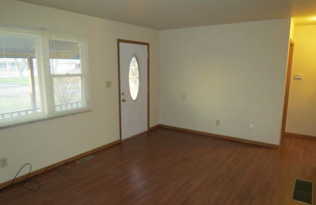 809 Basswood Road Gallery 2