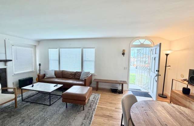 Beautiful 3 bed/1 bath unit in San Clemente photos photos