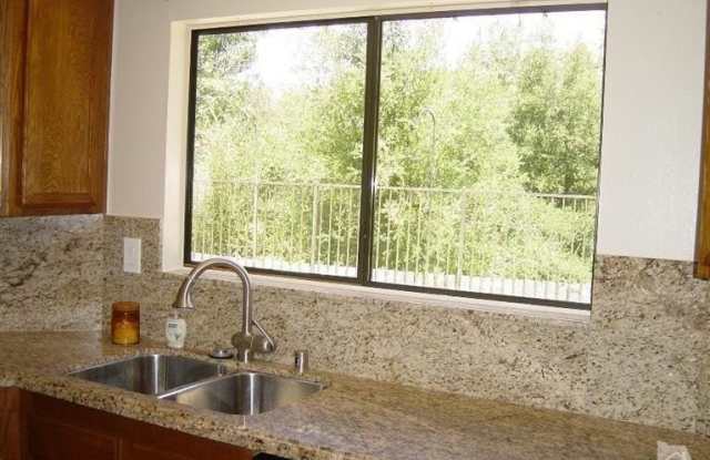 6813 Eaglehaven Lane Gallery 3