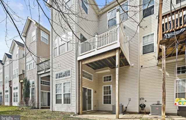 9939 FRAGRANT LILIES Way Gallery 4