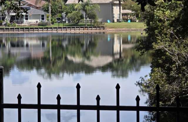 3834 MARSH BLUFF Drive Gallery 4