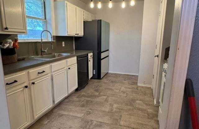 9850 Kathy Lynn Place Gallery 3