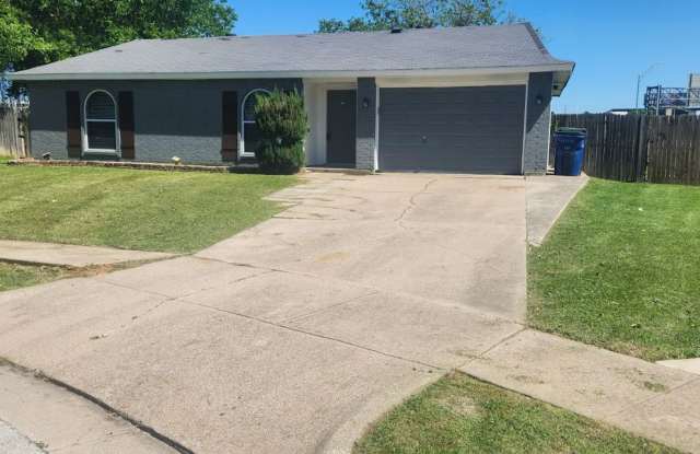 Haltom City Texas Homes for Rent - 5204 Dunson Drive, Haltom City, TX 76148