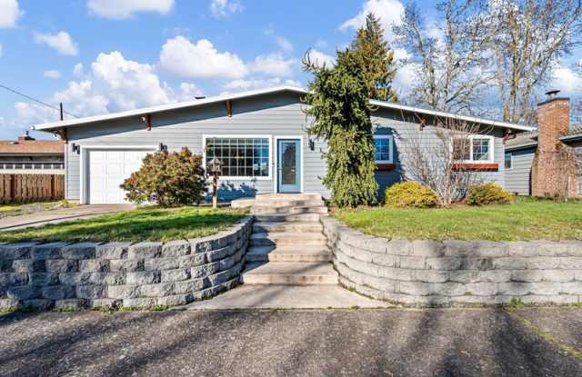 2577 Elyisum Ave photos photos