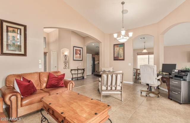 21619 N VAN LOO Drive Gallery 4